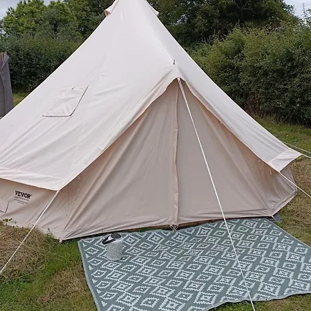Tipi Insolite Proche Puydufou Campeggio