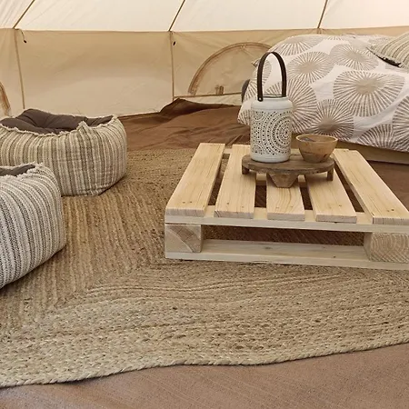 Tipi Insolite Proche Puydufou *
