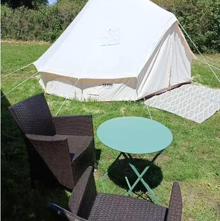 Tipi Insolite Proche Puydufou *
